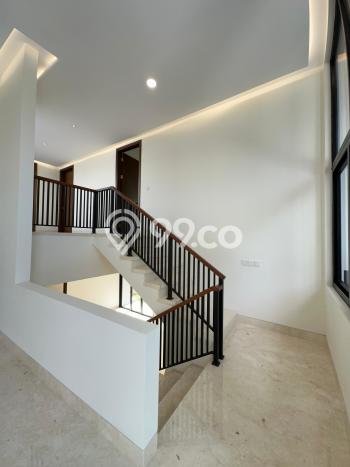 Jual Rumah Luas Elegan Dengan View Eksklusif di BSD, Tangerang Jual Rumah Luas Elegan Dengan View Eksklusif di BSD, Tangerang