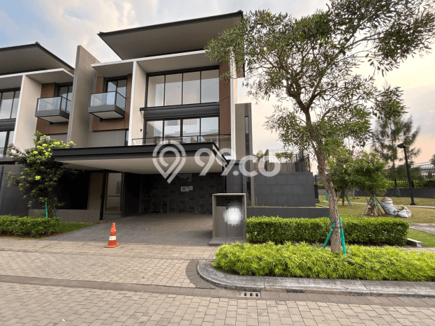 Jual Rumah Luas Megah Dengan View Eksklusif di BSD, Tangerang Jual Rumah Luas Megah Dengan View Eksklusif di BSD, Tangerang