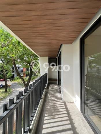 Jual Rumah Luas Elegan Dengan View Eksklusif di BSD, Tangerang Jual Rumah Luas Elegan Dengan View Eksklusif di BSD, Tangerang