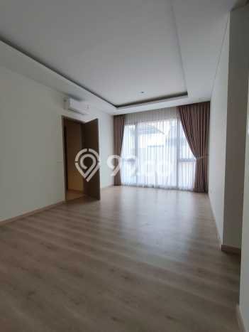Rumah Mewah LB 445m2 Siap Pakai Desain Elegan di BSD, Tangerang Rumah Mewah LB 445m2 Siap Pakai Desain Elegan di BSD, Tangerang