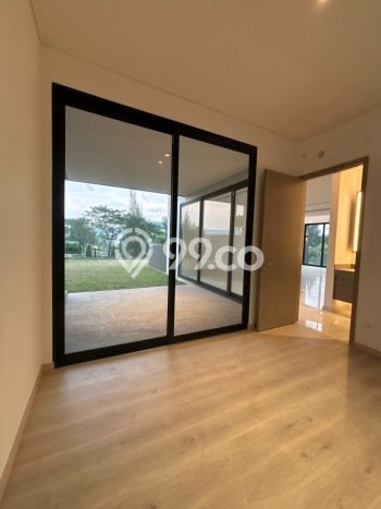 Jual Rumah Luas Megah Dengan View Eksklusif di BSD, Tangerang Jual Rumah Luas Megah Dengan View Eksklusif di BSD, Tangerang