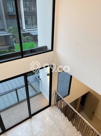 Jual Rumah Luas Megah Dengan View Eksklusif di BSD, Tangerang Jual Rumah Luas Megah Dengan View Eksklusif di BSD, Tangerang
