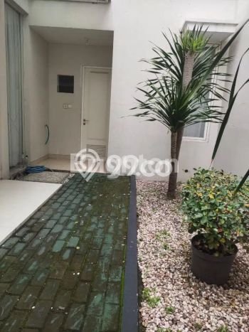 Disewakan Segera Rumah Kondisi Bagus di Kawasan Tandes, Surabaya Disewakan Segera Rumah Kondisi Bagus di Kawasan Tandes, Surabaya