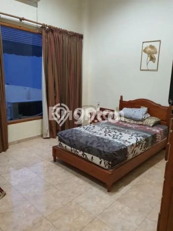 Rumah Elit LB 600m2 Siap Huni Desain Elegan di Citraland, Surabaya Rumah Elit LB 600m2 Siap Huni Desain Elegan di Citraland, Surabaya