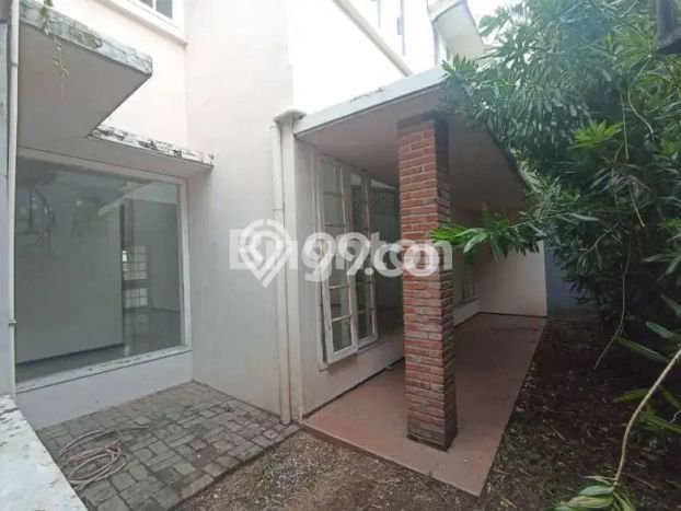 Jual Rumah Mewah Elegan Dengan View Eksklusif di Citraland, Surabaya Jual Rumah Mewah Elegan Dengan View Eksklusif di Citraland, Surabaya