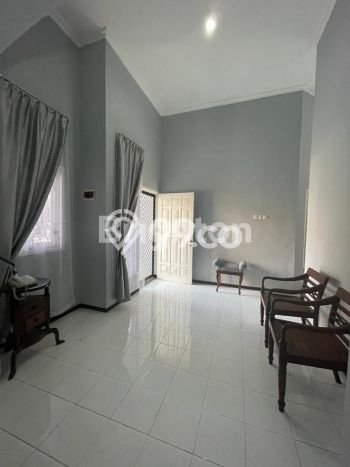 For Sale Rumah 4 Kamar Lokasi Ideal Nyaman dan Strategis di Wiyung For Sale Rumah 4 Kamar Lokasi Ideal Nyaman dan Strategis di Wiyung