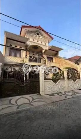 Siap Huni Rumah Mewah 5 Kamar di Dukuh Pakis Dekat ke Mana Saja Siap Huni Rumah Mewah 5 Kamar di Dukuh Pakis Dekat ke Mana Saja