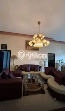 Siap Huni Rumah Mewah 5 Kamar di Dukuh Pakis Dekat ke Mana Saja Siap Huni Rumah Mewah 5 Kamar di Dukuh Pakis Dekat ke Mana Saja