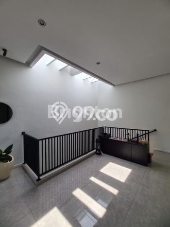 Best Deal Hunian Mewah Ideal dan Luas di Wiyung, Surabaya Best Deal Hunian Mewah Ideal dan Luas di Wiyung, Surabaya