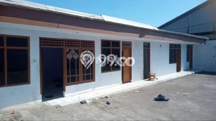Disewakan Gudang di Kawasan Ramai Kalianak Luas 715m2 Disewakan Gudang di Kawasan Ramai Kalianak Luas 715m2