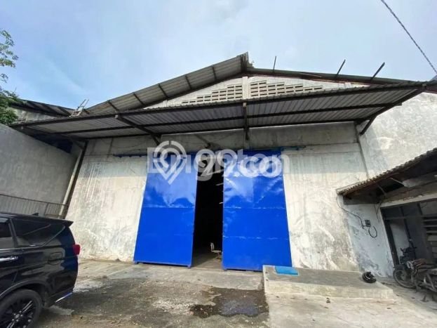 Disewakan Gudang di Kawasan Ramai Kalianak Luas 715m2 Disewakan Gudang di Kawasan Ramai Kalianak Luas 715m2