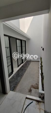 For Sale! Premium House LT 128m2 Desain Elegan di Citraland For Sale! Premium House LT 128m2 Desain Elegan di Citraland