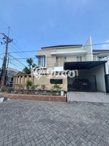 Hot Offer Hunian Premium Ideal dan Luas di Wiyung, Surabaya Hot Offer Hunian Premium Ideal dan Luas di Wiyung, Surabaya