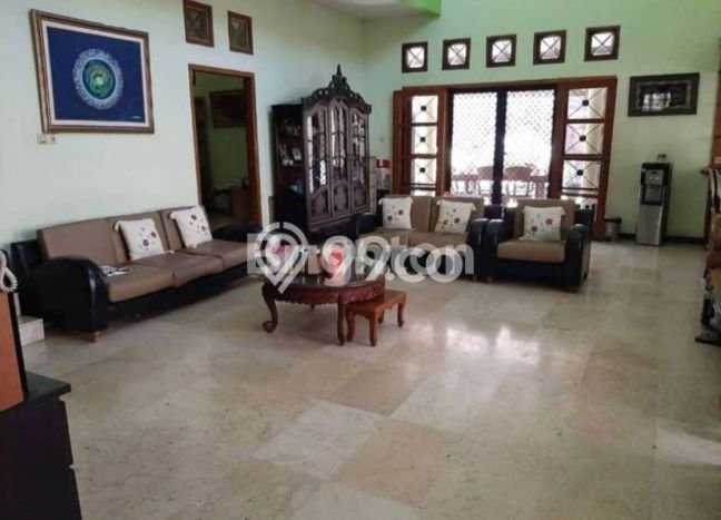 For Sale! Luxury House LT 370m2 Desain Elegan di Ketintang For Sale! Luxury House LT 370m2 Desain Elegan di Ketintang