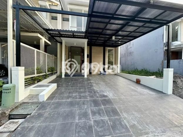 Disewakan! Rumah 2 Kamar Tidur &
3 Kamar Mandi di Citraland, Surabaya Disewakan! Rumah 2 Kamar Tidur &
3 Kamar Mandi di Citraland, Surabaya