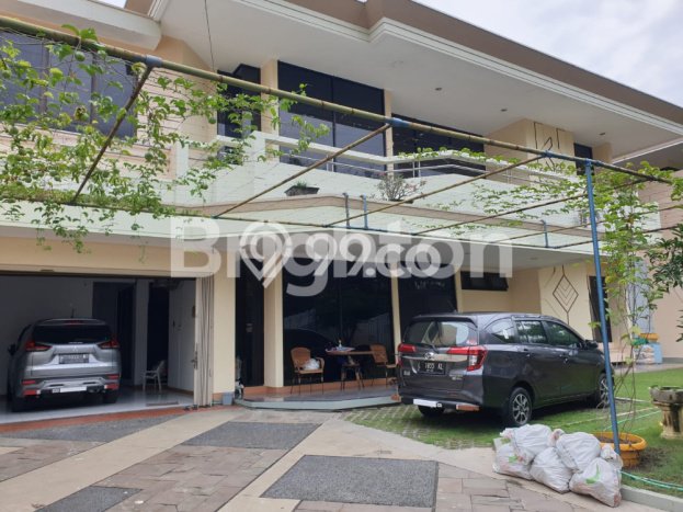 Hunian Super Mewah dengan Akses Paling Strategis di Sukomanunggal, Surabaya Hunian Super Mewah dengan Akses Paling Strategis di Sukomanunggal, Surabaya