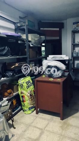 Dijual Rumah Luas Elegan Dengan View Eksklusif di Pakis, Surabaya Dijual Rumah Luas Elegan Dengan View Eksklusif di Pakis, Surabaya