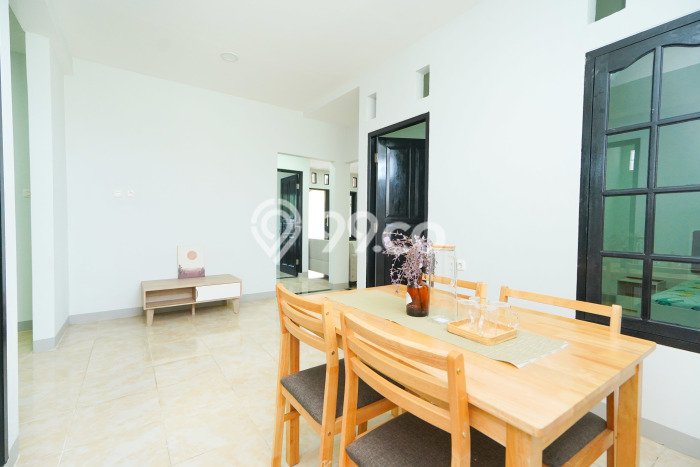 Rumah Lingkungan Asri kawasan Pamulang, Tangerang Selatan, Luas 122m² LB 60m² Rumah Lingkungan Asri kawasan Pamulang, Tangerang Selatan, Luas 122m² LB 60m²