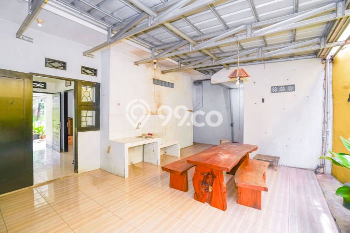 For Sale Rumah 2 Kamar Lokasi Ideal Bagus dan Strategis di Sawangan For Sale Rumah 2 Kamar Lokasi Ideal Bagus dan Strategis di Sawangan