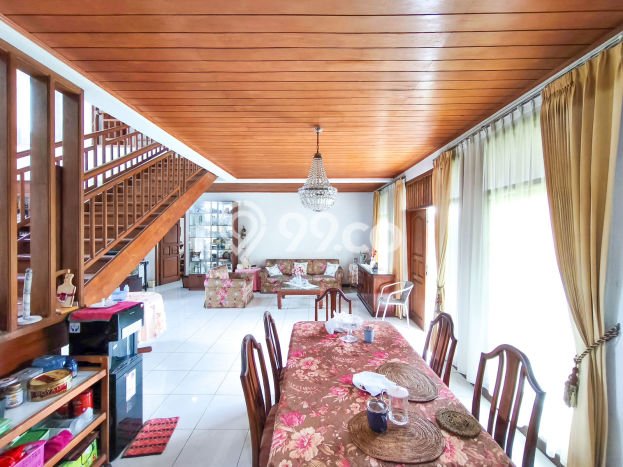 For Sale Rumah Mewah Exclusive di Pamulang, Tangerang Selatan For Sale Rumah Mewah Exclusive di Pamulang, Tangerang Selatan