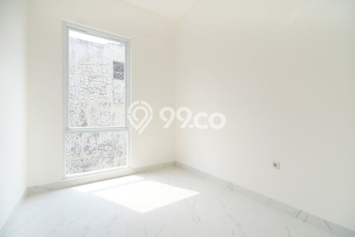 Rumah LT 124m² / LB 137m² View Kota di Puri Indah, Jakarta Barat Rumah LT 124m² / LB 137m² View Kota di Puri Indah, Jakarta Barat