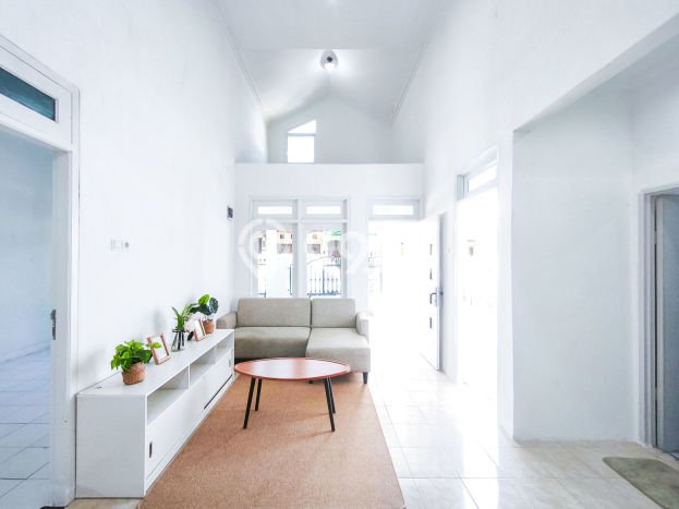 Rumah Luas Asri 2 KT Siap Huni di Sentul City Bogor Rumah Luas Asri 2 KT Siap Huni di Sentul City Bogor
