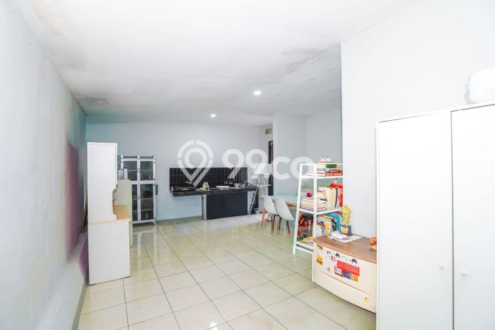 Rumah Strategis Minimalis Lb 90m2 di Sawangan, Depok Rumah Strategis Minimalis Lb 90m2 di Sawangan, Depok
