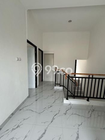 Rumah Strategis Modern Lb 130m2 di Limo, Depok Rumah Strategis Modern Lb 130m2 di Limo, Depok