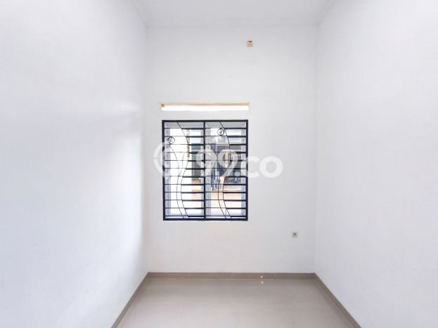 Rumah Modern Minimalis 3 Kamar Siap Huni di Serpong Rumah Modern Minimalis 3 Kamar Siap Huni di Serpong