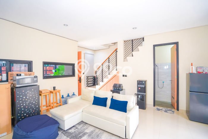 Rumah Minimalis 2 Kamar LT 98m2 di Cibubur Rumah Minimalis 2 Kamar LT 98m2 di Cibubur