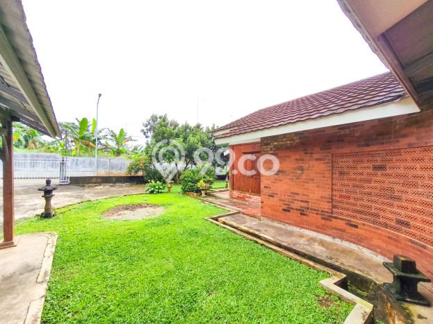 For Sale Rumah Mewah Exclusive di Pamulang, Tangerang Selatan For Sale Rumah Mewah Exclusive di Pamulang, Tangerang Selatan