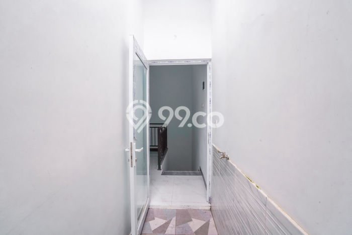 Rumah Modern Minimalis 3 Kamar Siap Huni di Ciracas Rumah Modern Minimalis 3 Kamar Siap Huni di Ciracas
