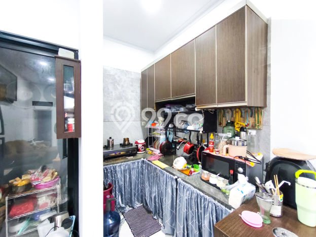 Rumah Mewah LB 193m2 Siap Pakai Desain Elegan di Tomang, Jakarta Barat Rumah Mewah LB 193m2 Siap Pakai Desain Elegan di Tomang, Jakarta Barat