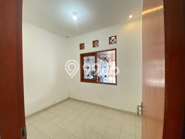 Rumah Luas Asri 3 KT Siap Pakai di Galaxy Bekasi Rumah Luas Asri 3 KT Siap Pakai di Galaxy Bekasi