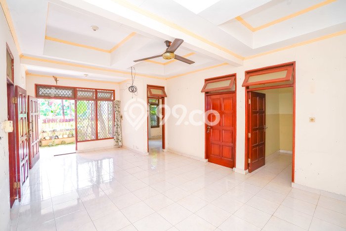 For Sale Hunian Rumah Terawat 3 Kamar di Sukmajaya, Depok For Sale Hunian Rumah Terawat 3 Kamar di Sukmajaya, Depok