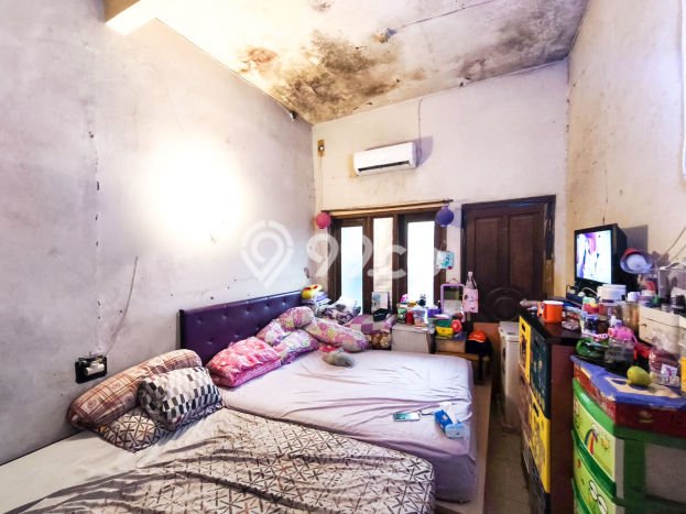 Hunian Mewah LB 100m2 Siap Huni Desain Elegan di Puri Indah, Jakarta Barat Hunian Mewah LB 100m2 Siap Huni Desain Elegan di Puri Indah, Jakarta Barat