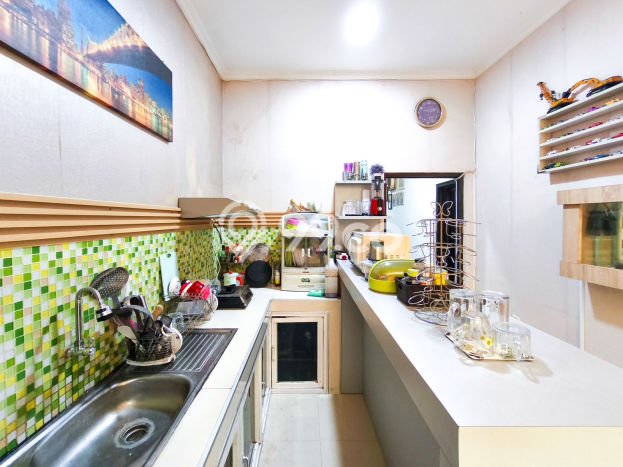 For Sale Rumah 5 Kamar Lokasi Ideal Bagus dan Strategis di Pamulang For Sale Rumah 5 Kamar Lokasi Ideal Bagus dan Strategis di Pamulang