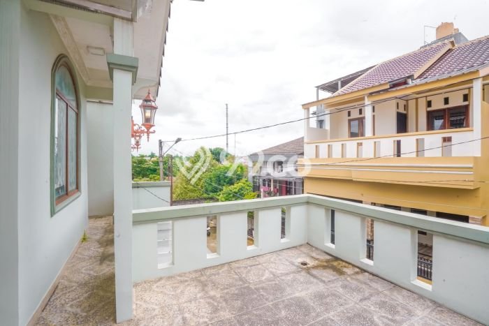Rumah Strategis Modern Lb 100m2 di Cipayung, Jakarta Timur Rumah Strategis Modern Lb 100m2 di Cipayung, Jakarta Timur