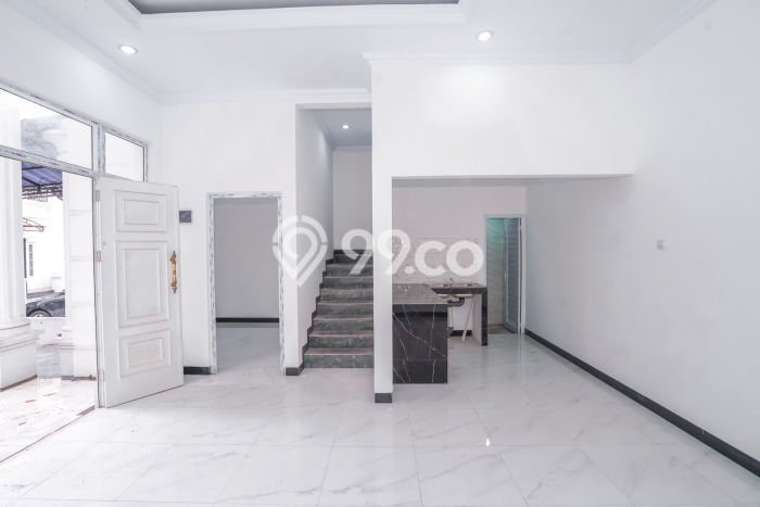 Rumah Modern Minimalis 3 Kamar Siap Huni di Ciracas Rumah Modern Minimalis 3 Kamar Siap Huni di Ciracas