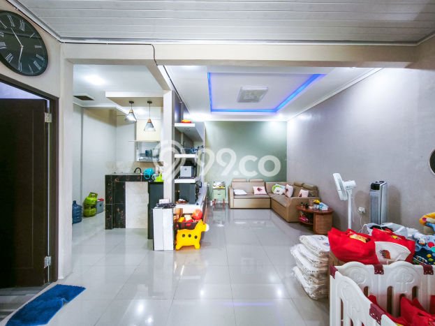Rumah Modern 3 Kamar LT 72m2 di Kota Wisata Rumah Modern 3 Kamar LT 72m2 di Kota Wisata