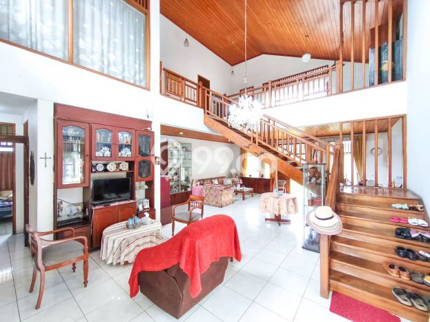 For Sale Rumah Mewah Exclusive di Pamulang, Tangerang Selatan For Sale Rumah Mewah Exclusive di Pamulang, Tangerang Selatan