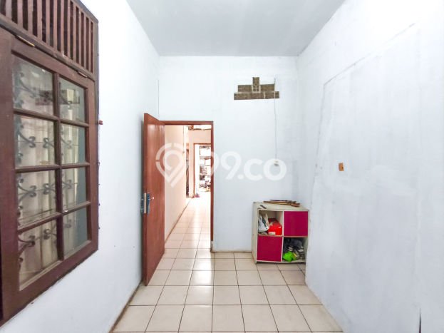 Rumah Minimalis 3 Kamar LT 140m2 di Graha Raya Rumah Minimalis 3 Kamar LT 140m2 di Graha Raya