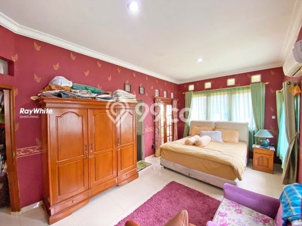 Hot Offer Hunian Premium Ideal dan Luas di Ciputat, Tangerang Selatan Hot Offer Hunian Premium Ideal dan Luas di Ciputat, Tangerang Selatan