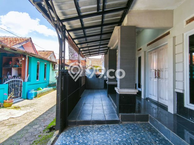 For Sale Rumah 3 Kamar Lokasi Ideal Bagus dan Strategis di Bojong Gede For Sale Rumah 3 Kamar Lokasi Ideal Bagus dan Strategis di Bojong Gede