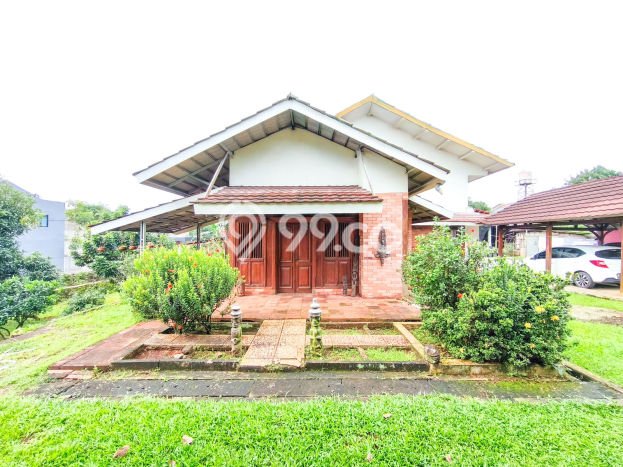 For Sale Rumah Mewah Exclusive di Pamulang, Tangerang Selatan For Sale Rumah Mewah Exclusive di Pamulang, Tangerang Selatan