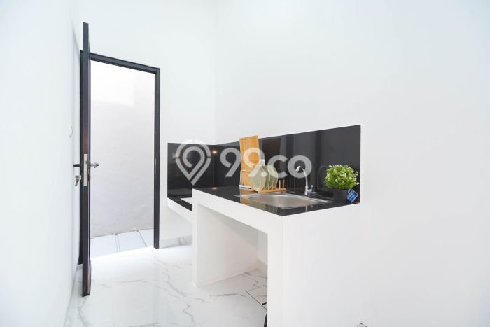 Rumah Strategis Puri Indah, Jakarta Barat, LT 67m² LB 98m² Rumah Strategis Puri Indah, Jakarta Barat, LT 67m² LB 98m²