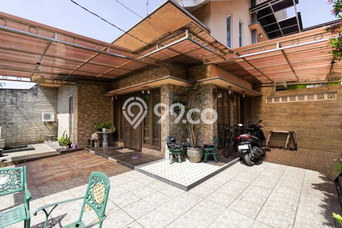 Dijual Rumah Luas Elegan Dengan View Eksklusif di Harapan Indah, Bekasi Dijual Rumah Luas Elegan Dengan View Eksklusif di Harapan Indah, Bekasi