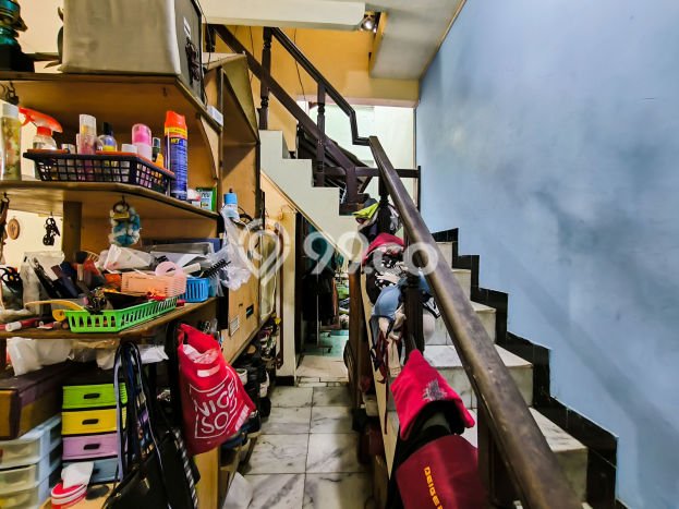 Jual Rumah Favorit Siap Huni LB 306m2 di Sawangan, Depok Jual Rumah Favorit Siap Huni LB 306m2 di Sawangan, Depok