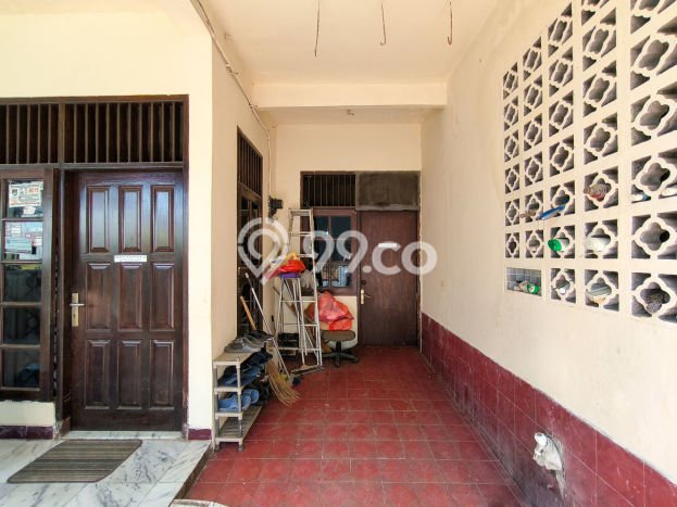 Jual Rumah Favorit Siap Huni LB 306m2 di Sawangan, Depok Jual Rumah Favorit Siap Huni LB 306m2 di Sawangan, Depok