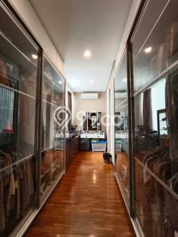 For Sale! Luxury House LT 250m2 Desain Modern di Pluit For Sale! Luxury House LT 250m2 Desain Modern di Pluit